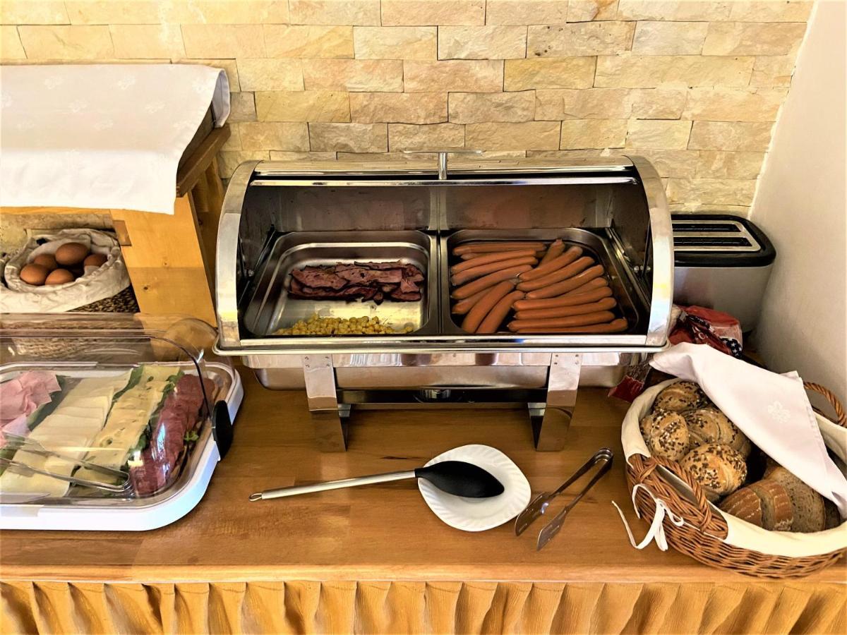야히모프 Jachymoff B&B 외부 사진